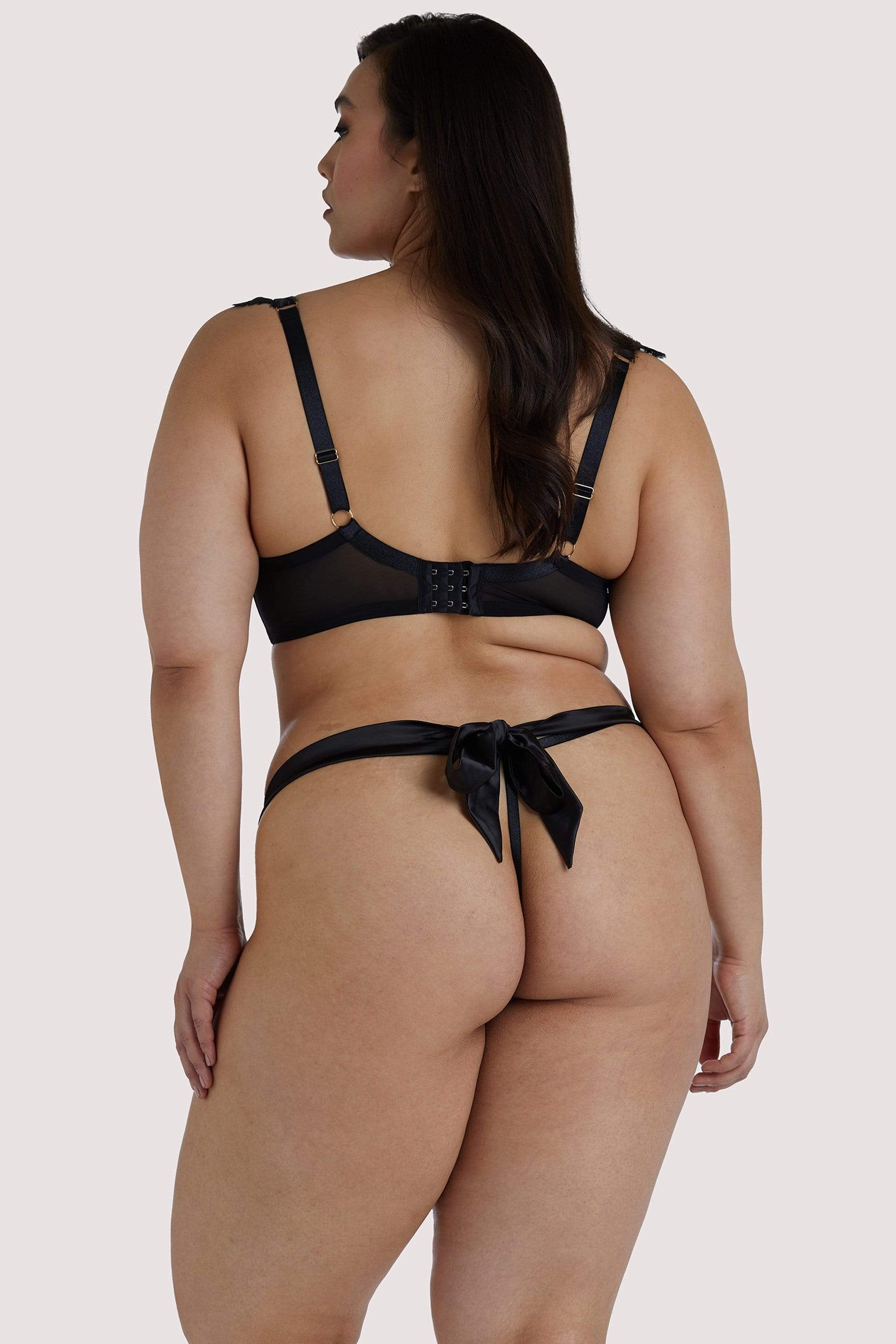 Buy Curwish Lacy Wonders-Black Thong Net Panty Online